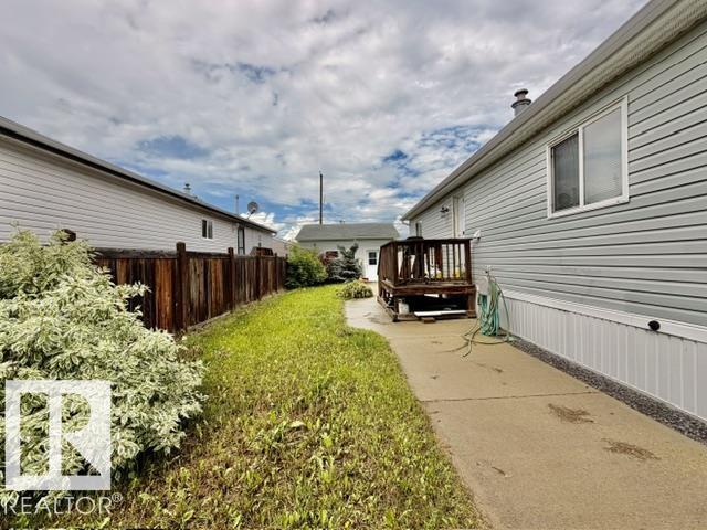 4810 48 Av Property Photo 23
