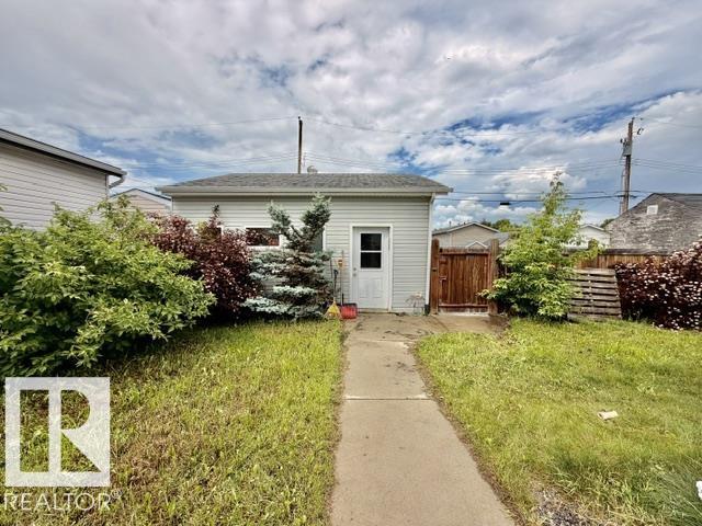 4810 48 Av Property Photo 25