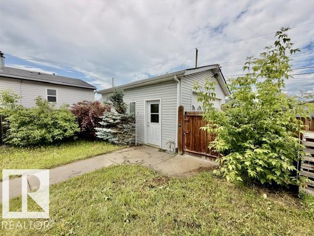 4810 48 Av Property Photo 26