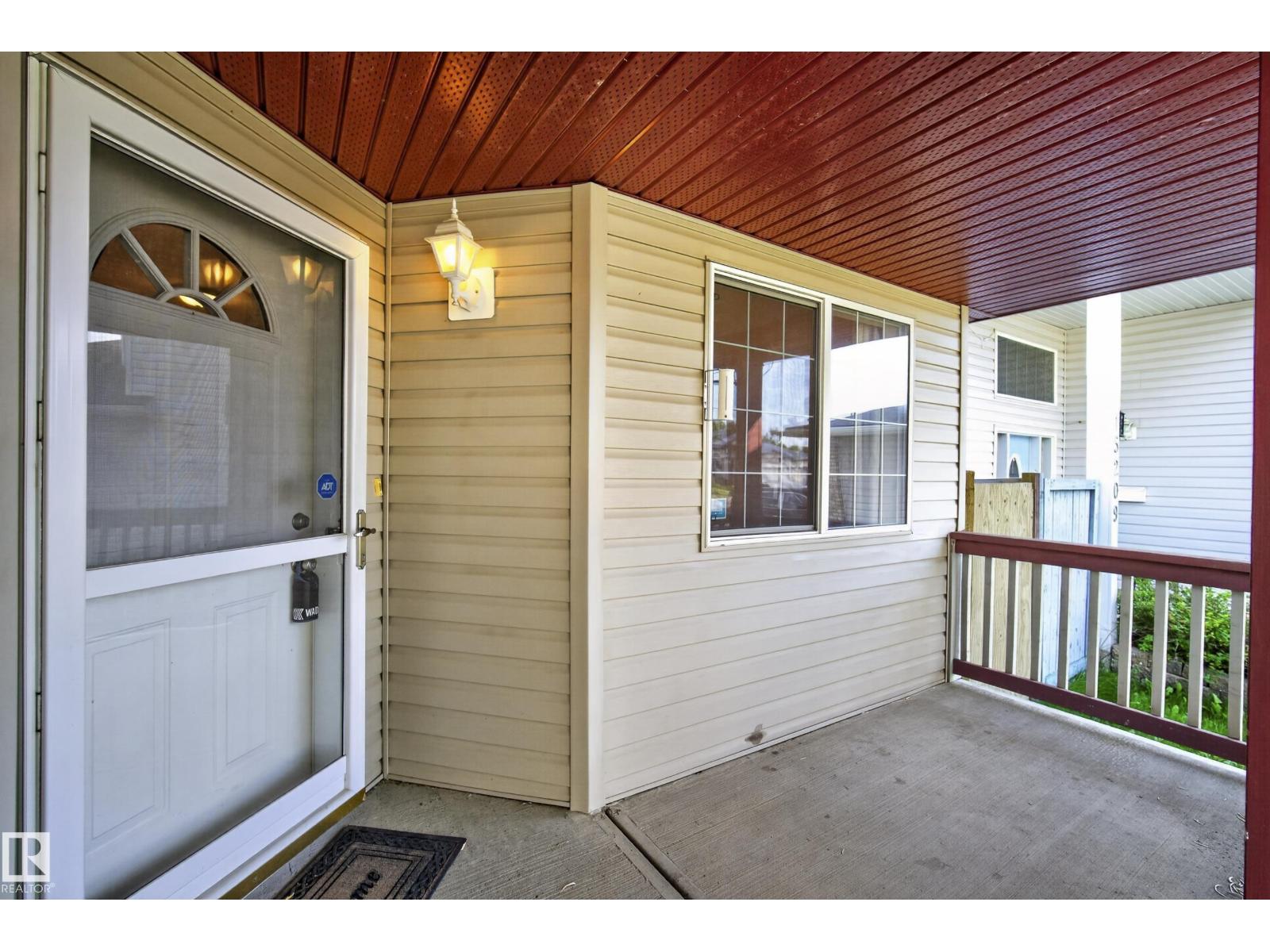 15213 49a St Nw Property Photo 4