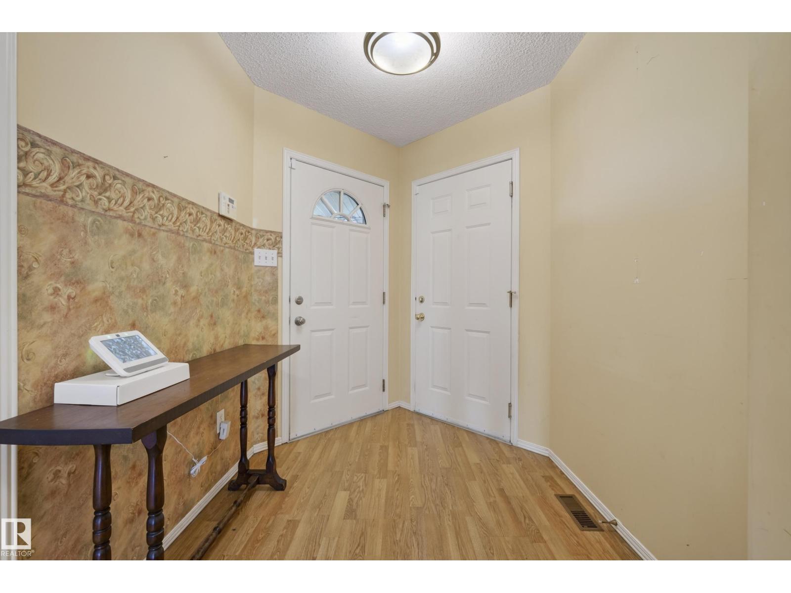 15213 49a St Nw Property Photo 6