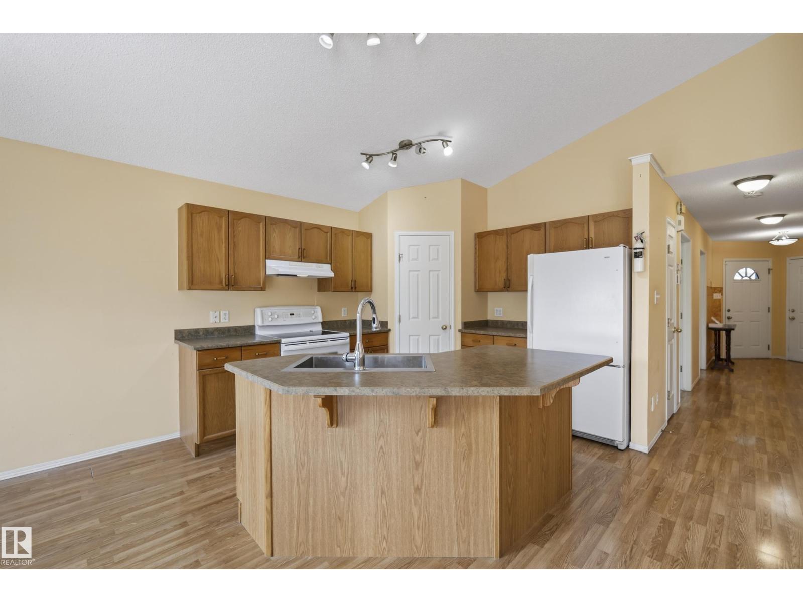 15213 49a St Nw Property Photo 10