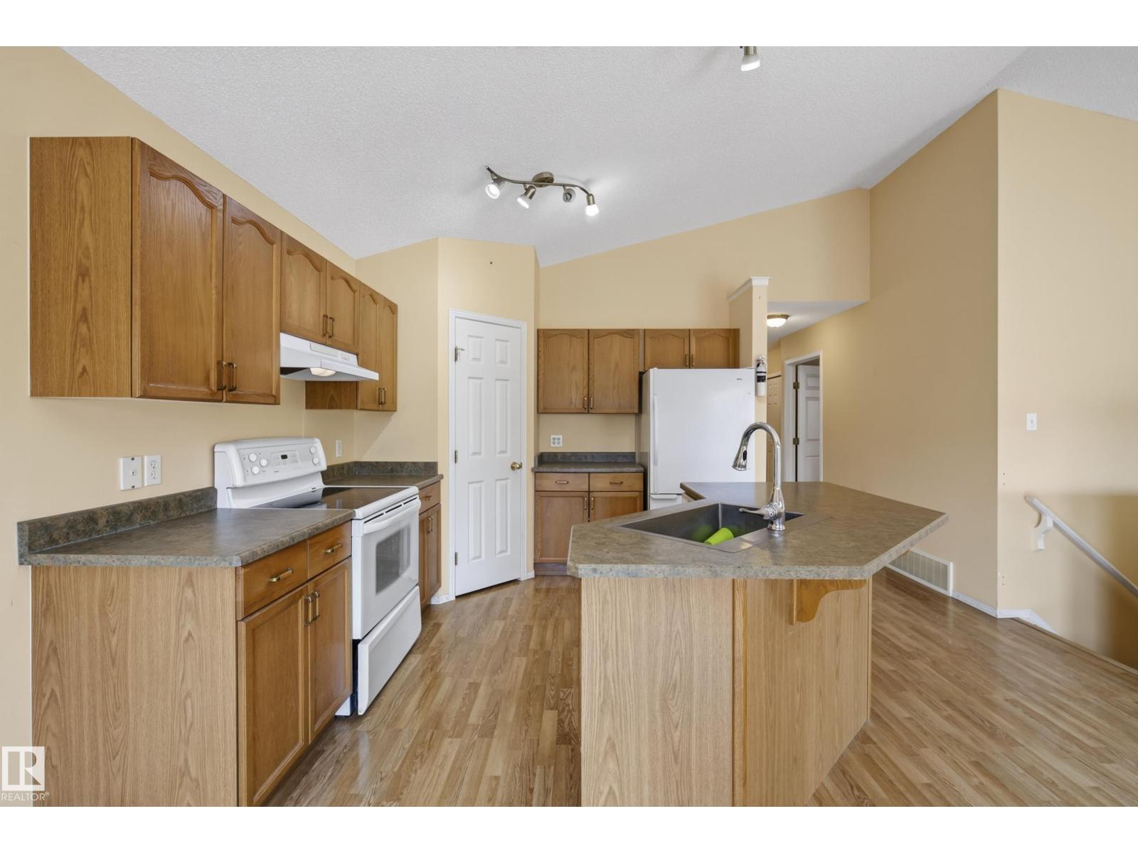 15213 49a St Nw Property Photo 11