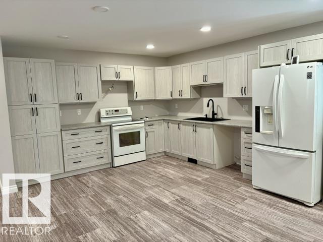 5133 45a Av Property Photo 6