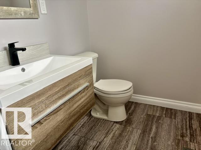 5133 45a Av Property Photo 11