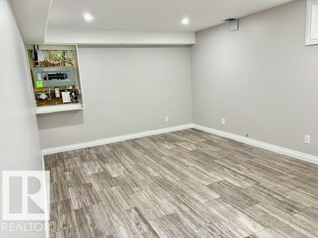 5133 45a Av Property Photo 20