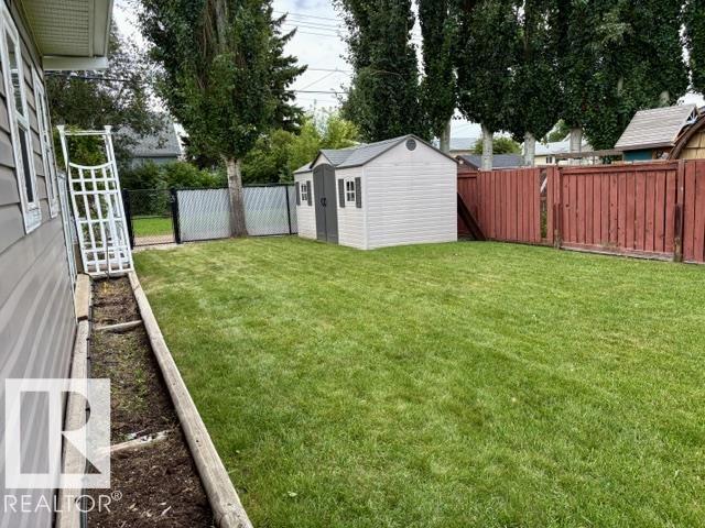 5133 45a Av Property Photo 27