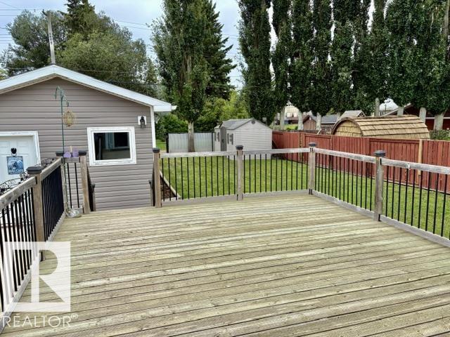 5133 45a Av Property Photo 28