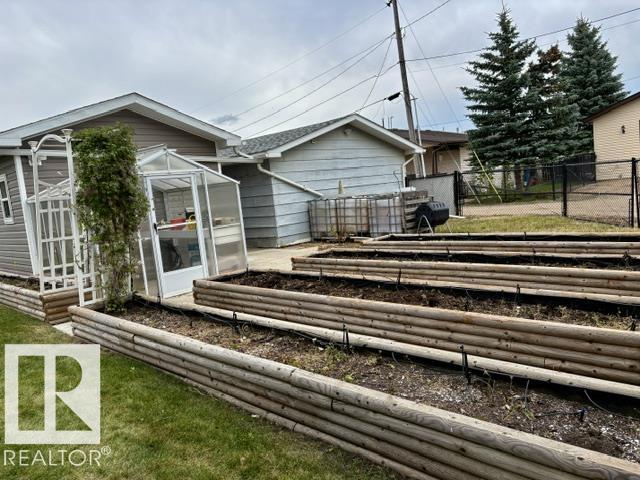 5133 45a Av Property Photo 30