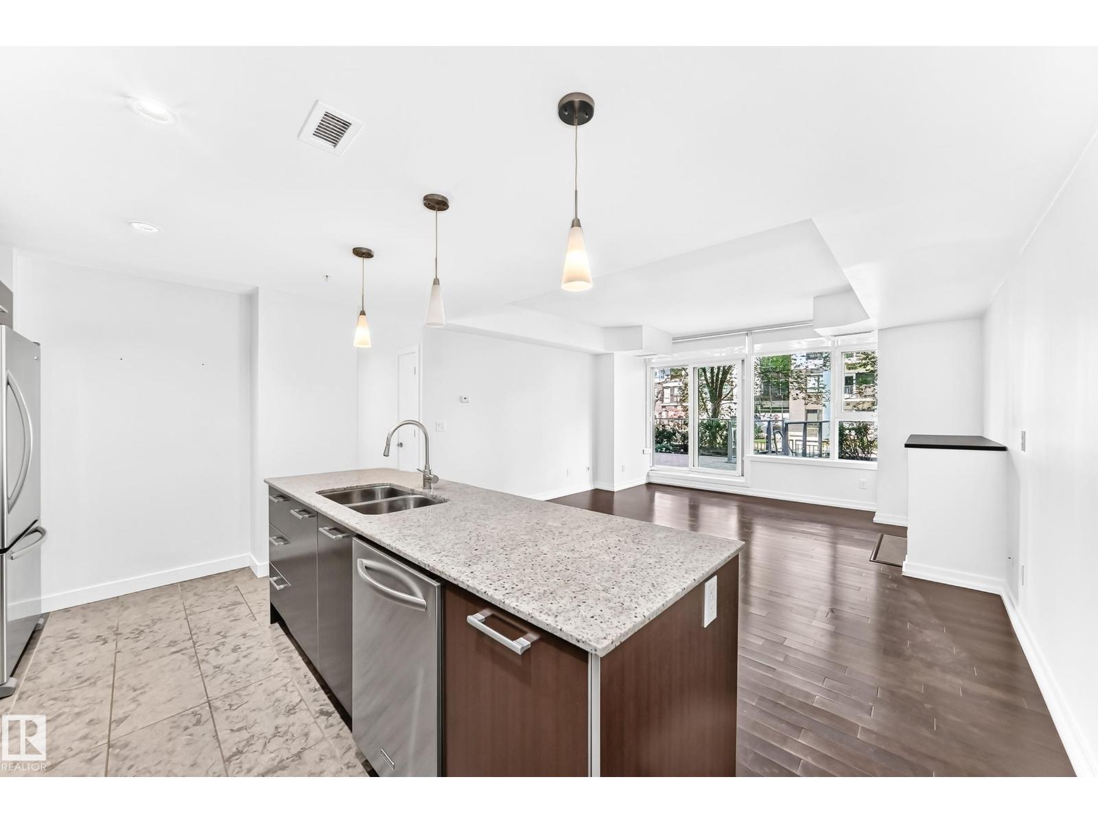 #104 2612 109 St Nw Property Photo 8