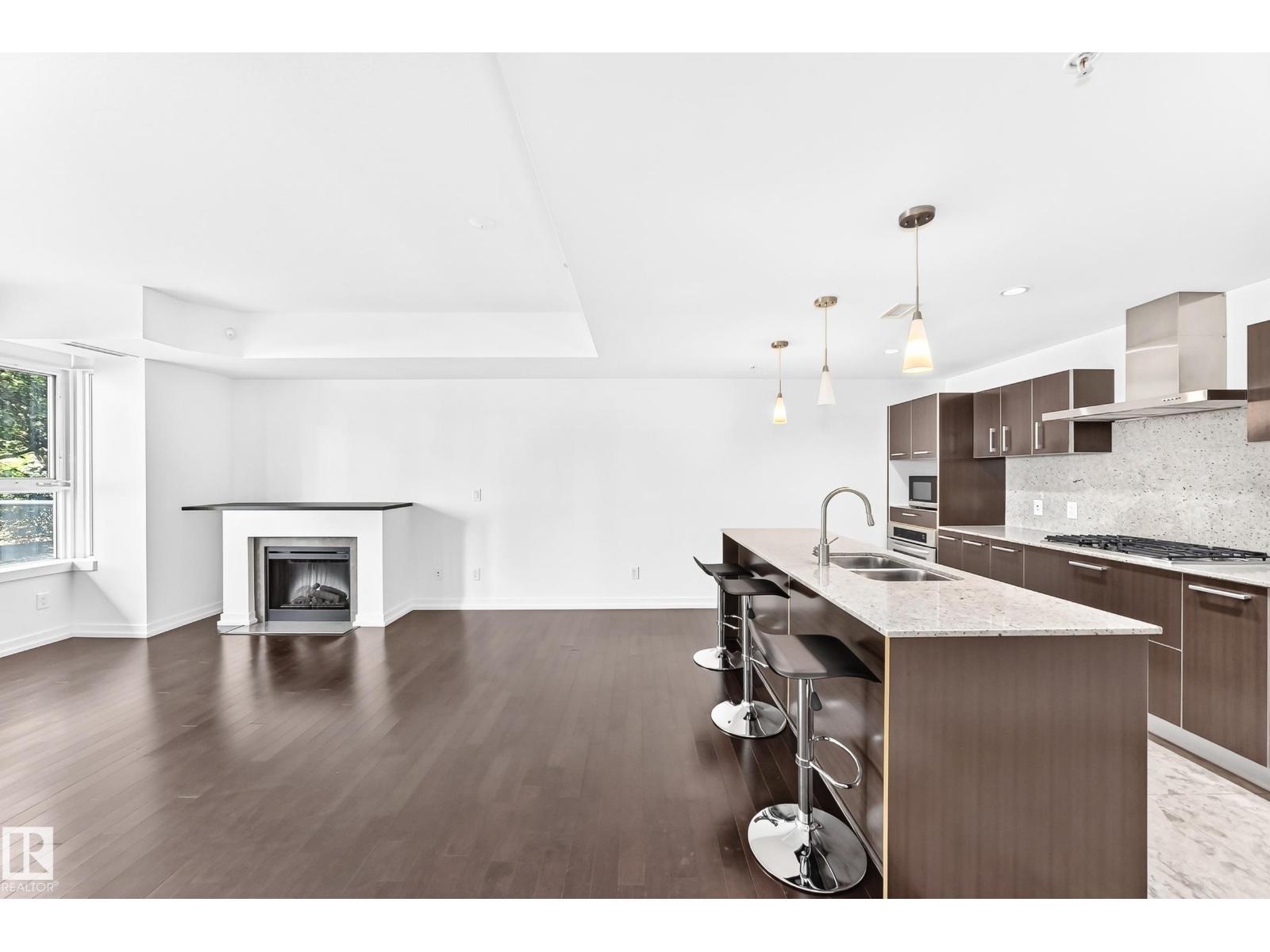 #104 2612 109 St Nw Property Photo 10