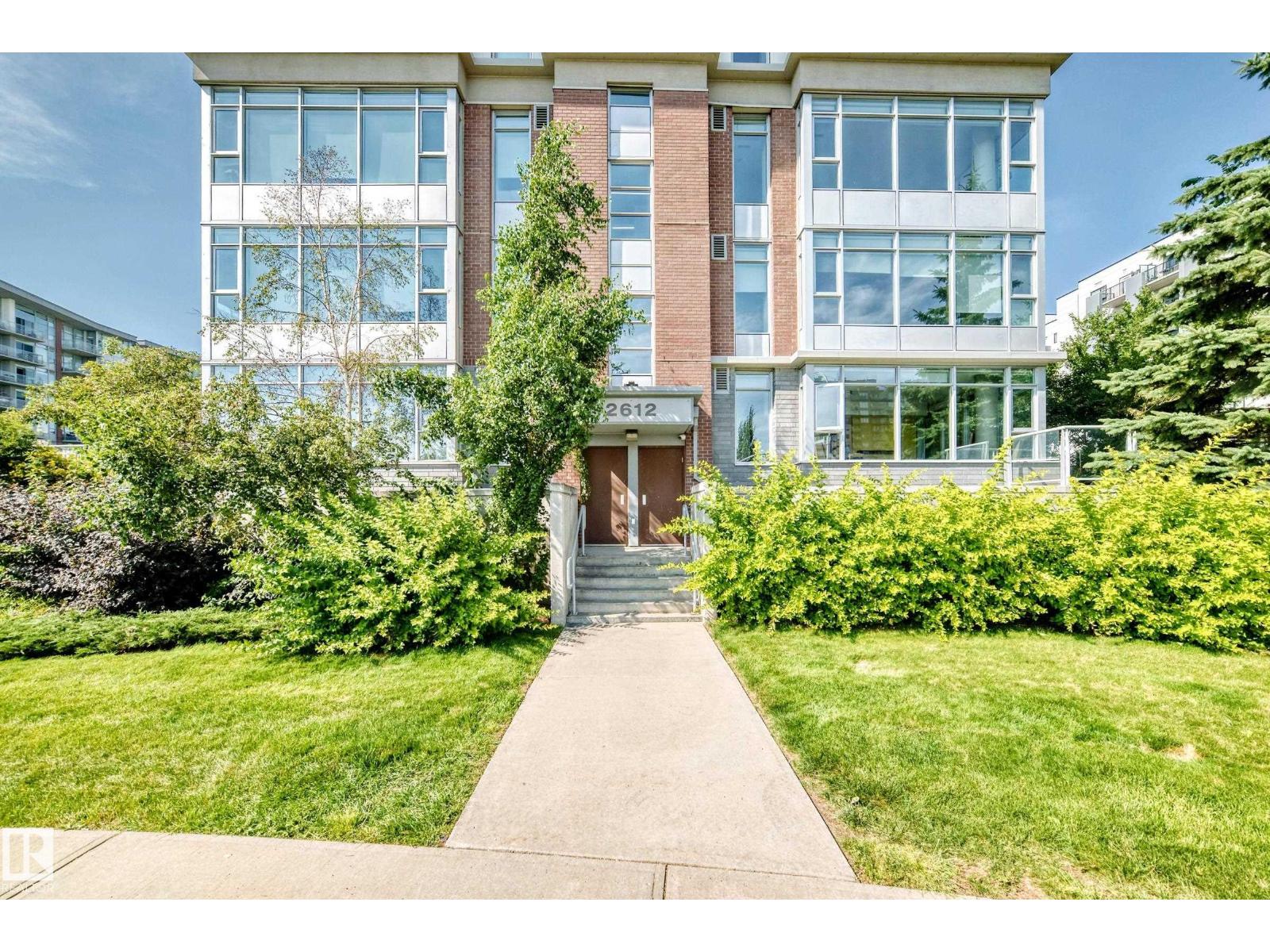 #104 2612 109 St Nw Property Photo 43