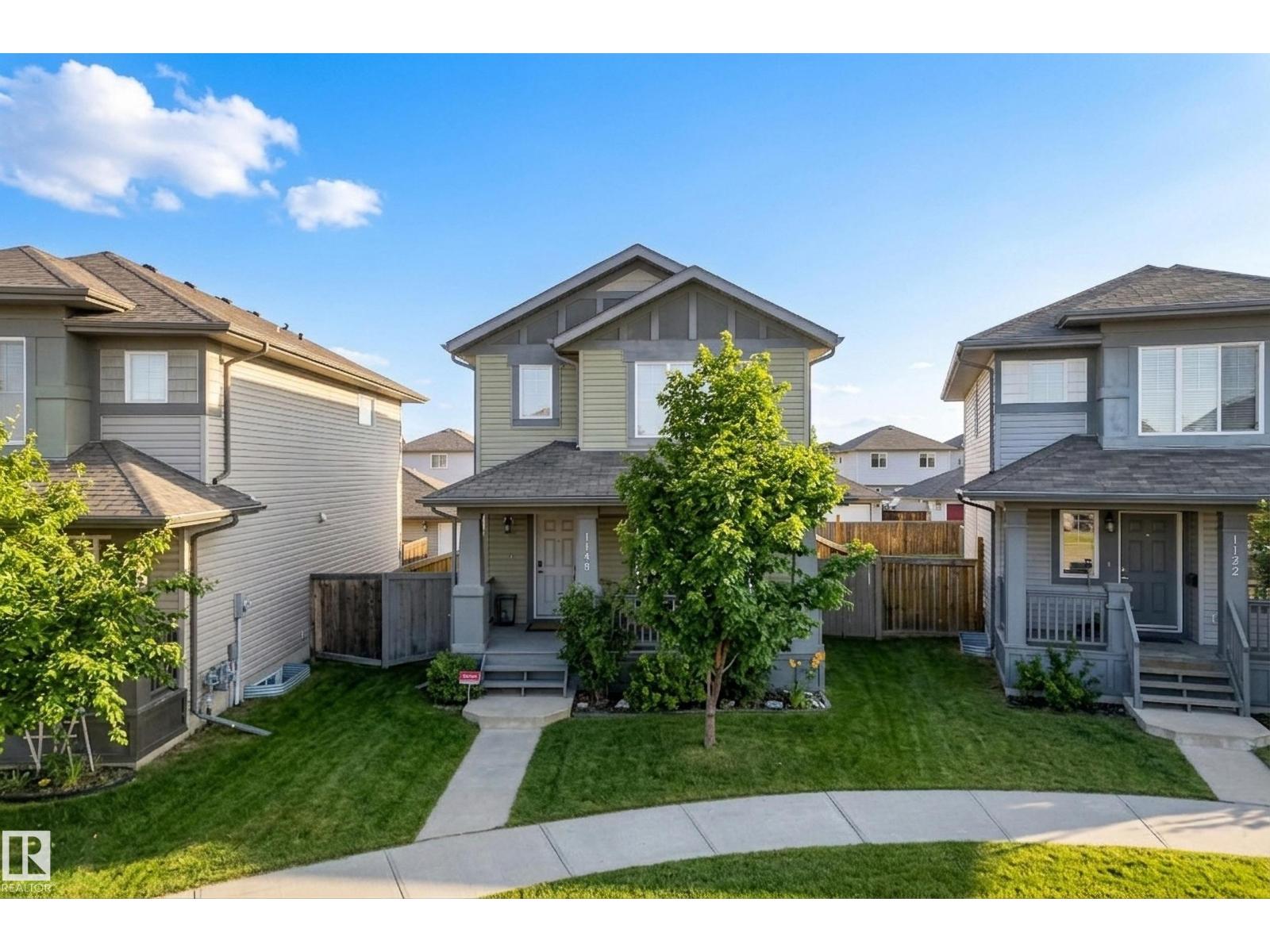 1148 35 AV NW Property Photo 1