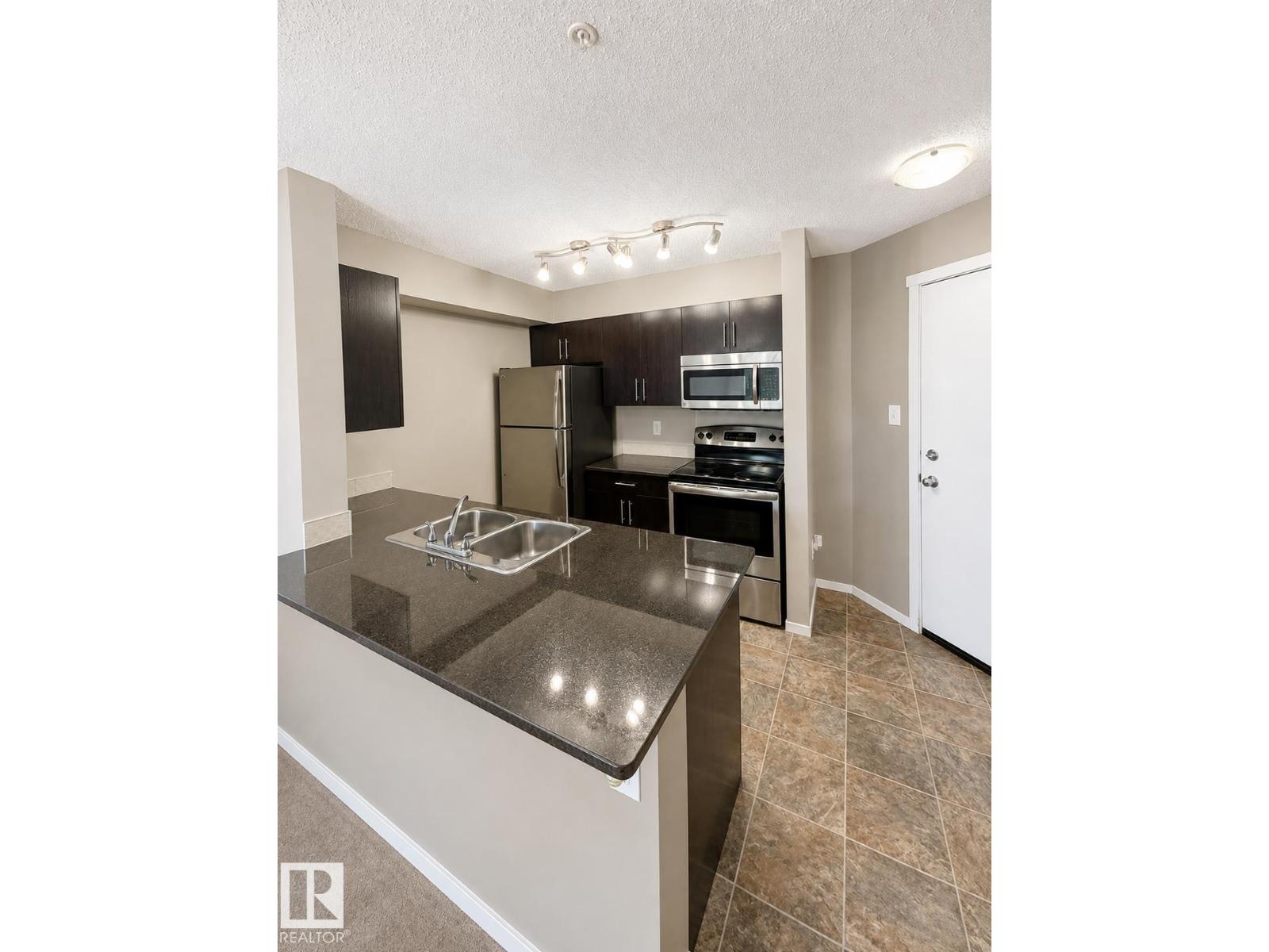 #208 18122 77 St Nw Property Photo 8
