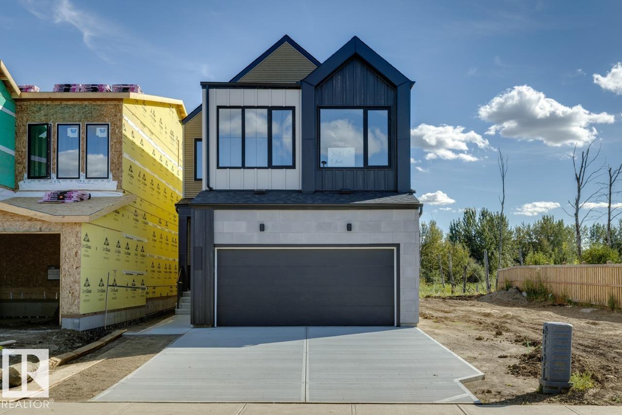 3035 5 AV SW Property Photo 1