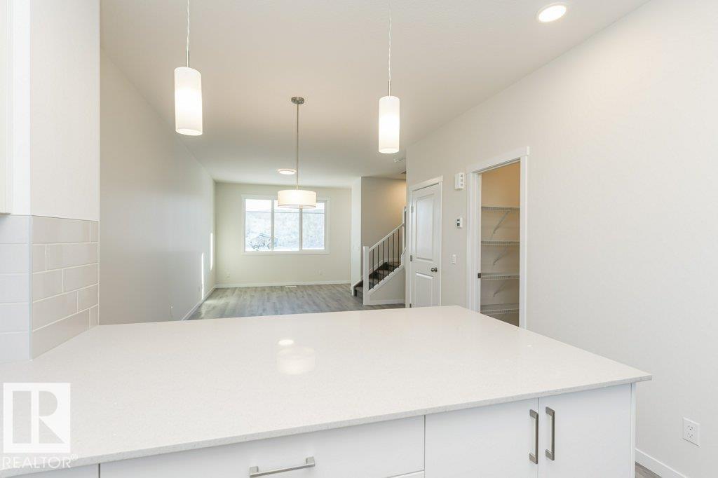 6281 175a Av Nw Property Photo 7