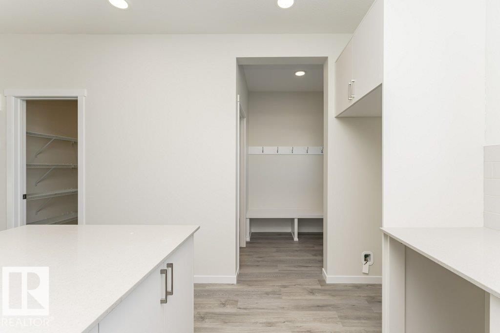 6281 175a Av Nw Property Photo 10