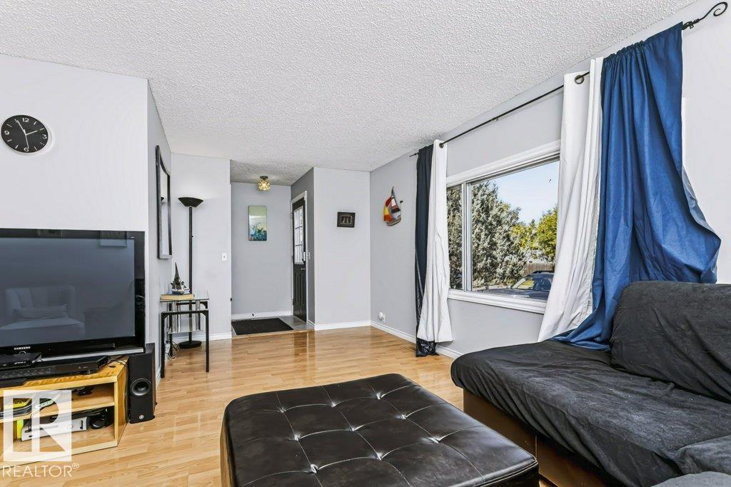 18431 95a Av Nw Property Photo 7