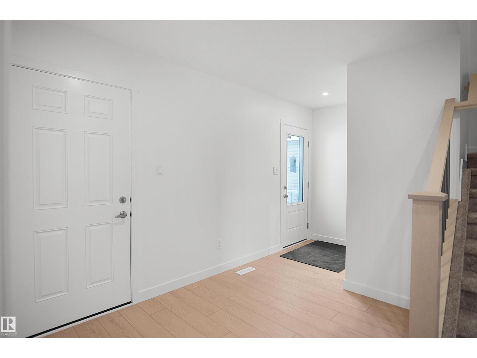 1721 8 St Nw Property Photo 5