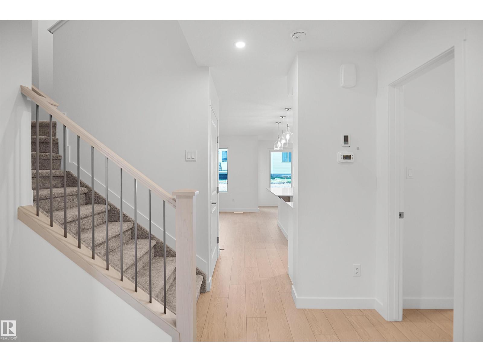 1723 8 St Nw Property Photo 4