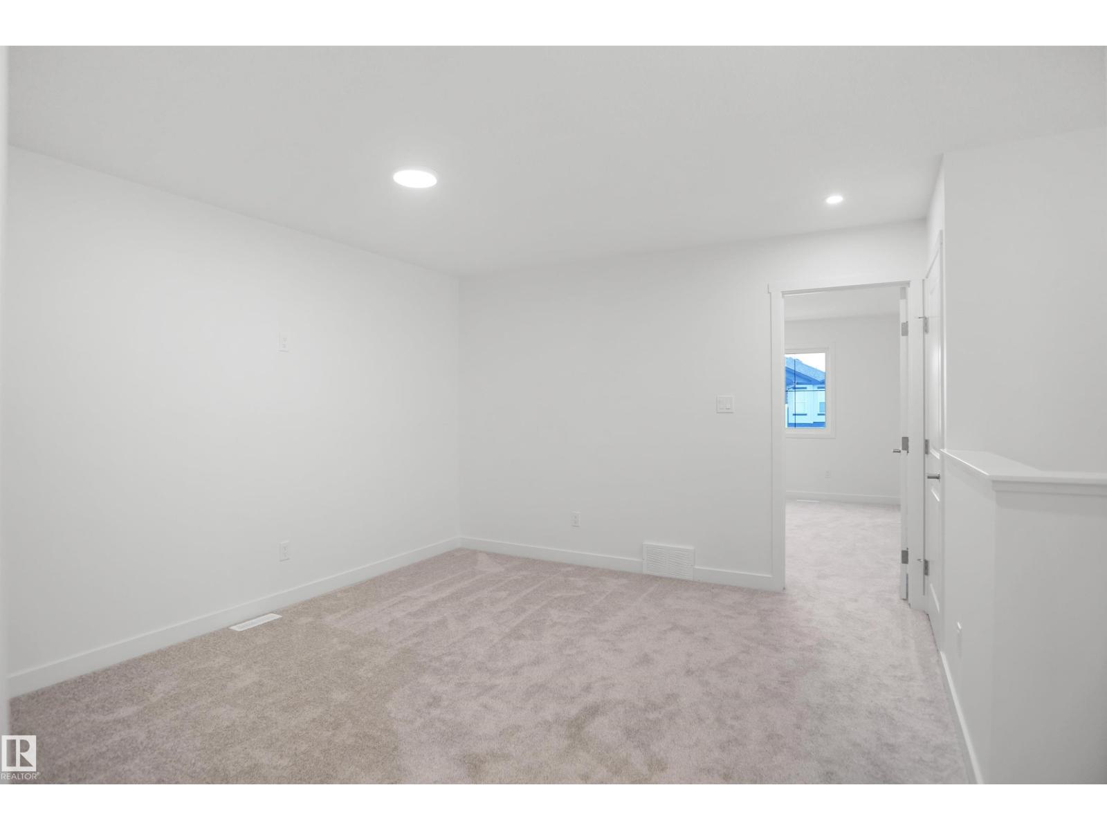 1723 8 St Nw Property Photo 24