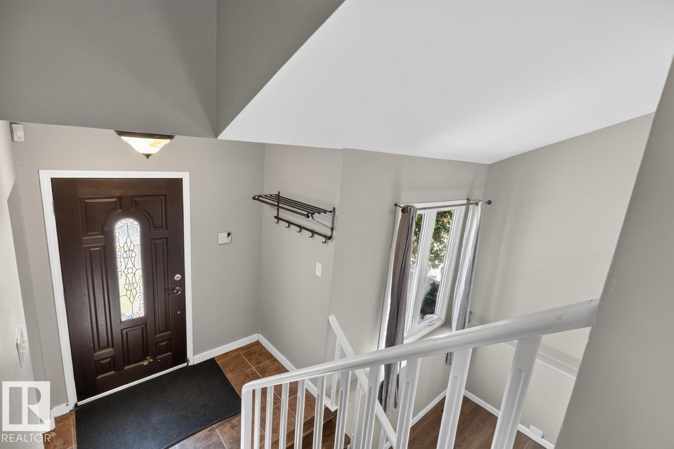 3524 51 St Nw Property Photo 10