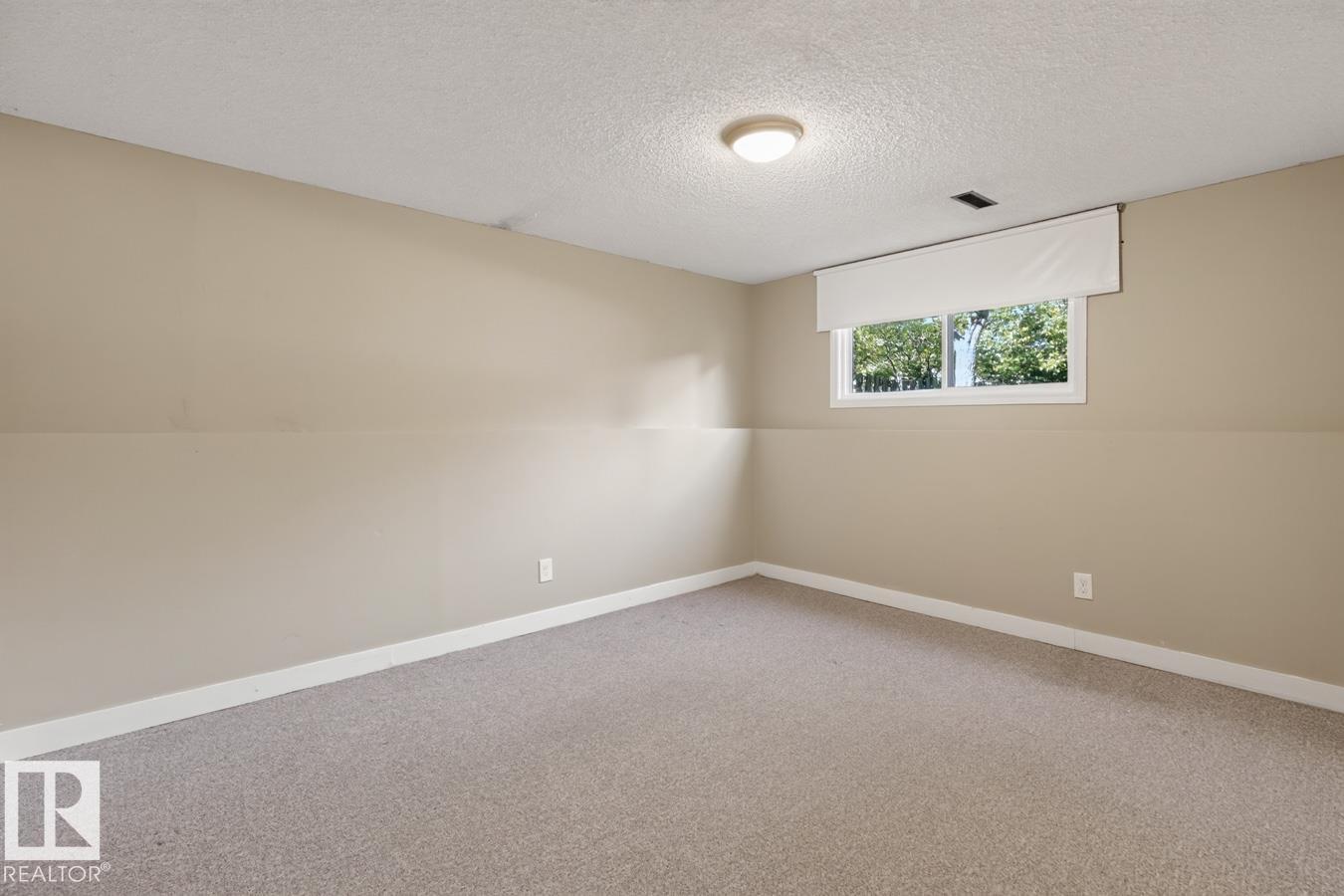 3524 51 St Nw Property Photo 28