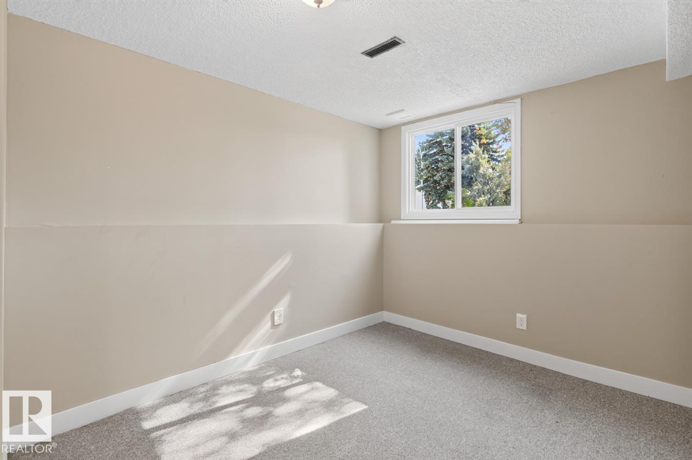 3524 51 St Nw Property Photo 30