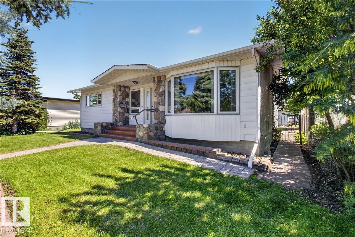8515 56 St Nw Property Photo 4