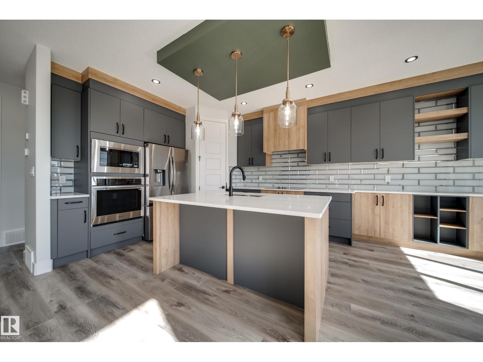 8515 183 AV NW Property Photo 1