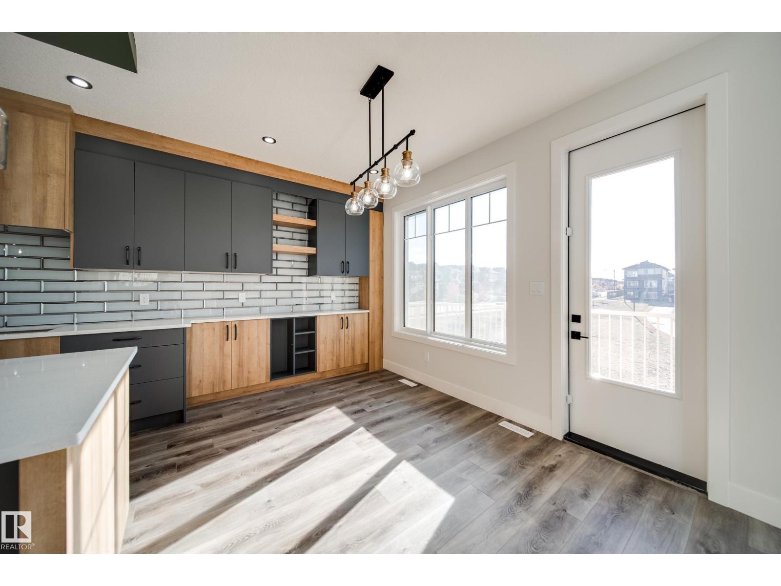 8515 183 Av Nw Property Photo 12