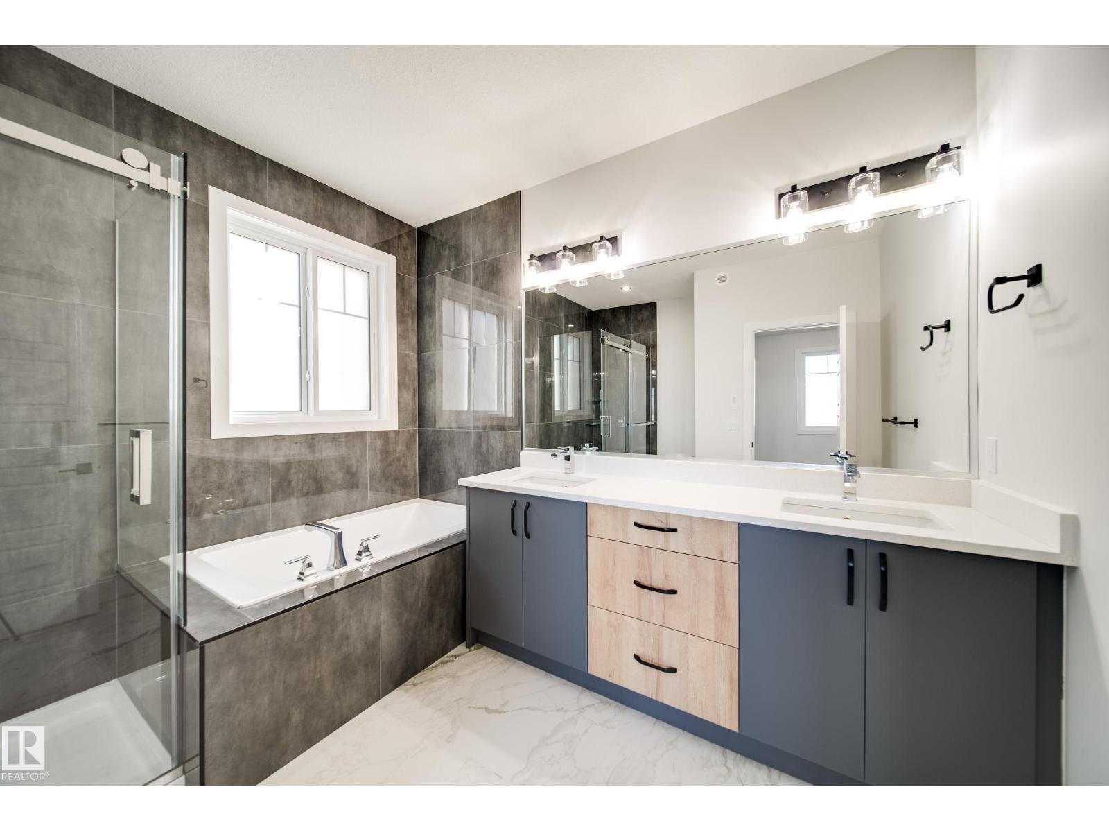 8515 183 Av Nw Property Photo 25