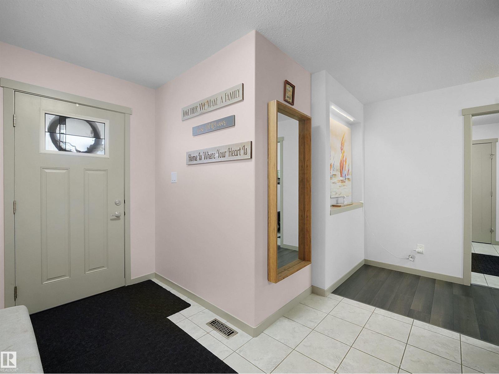 820 179 St Sw Property Photo 5