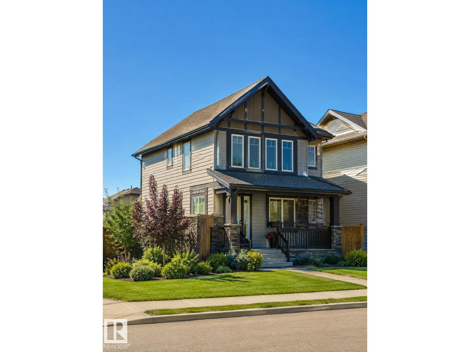 604 Tamarack Rd Nw Property Photo 1