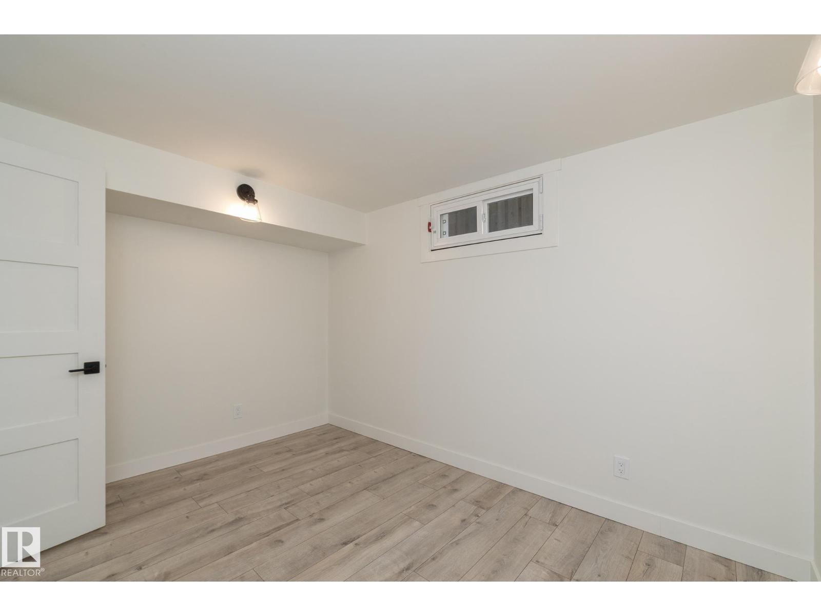 21 Sheridan Dr Property Photo 54