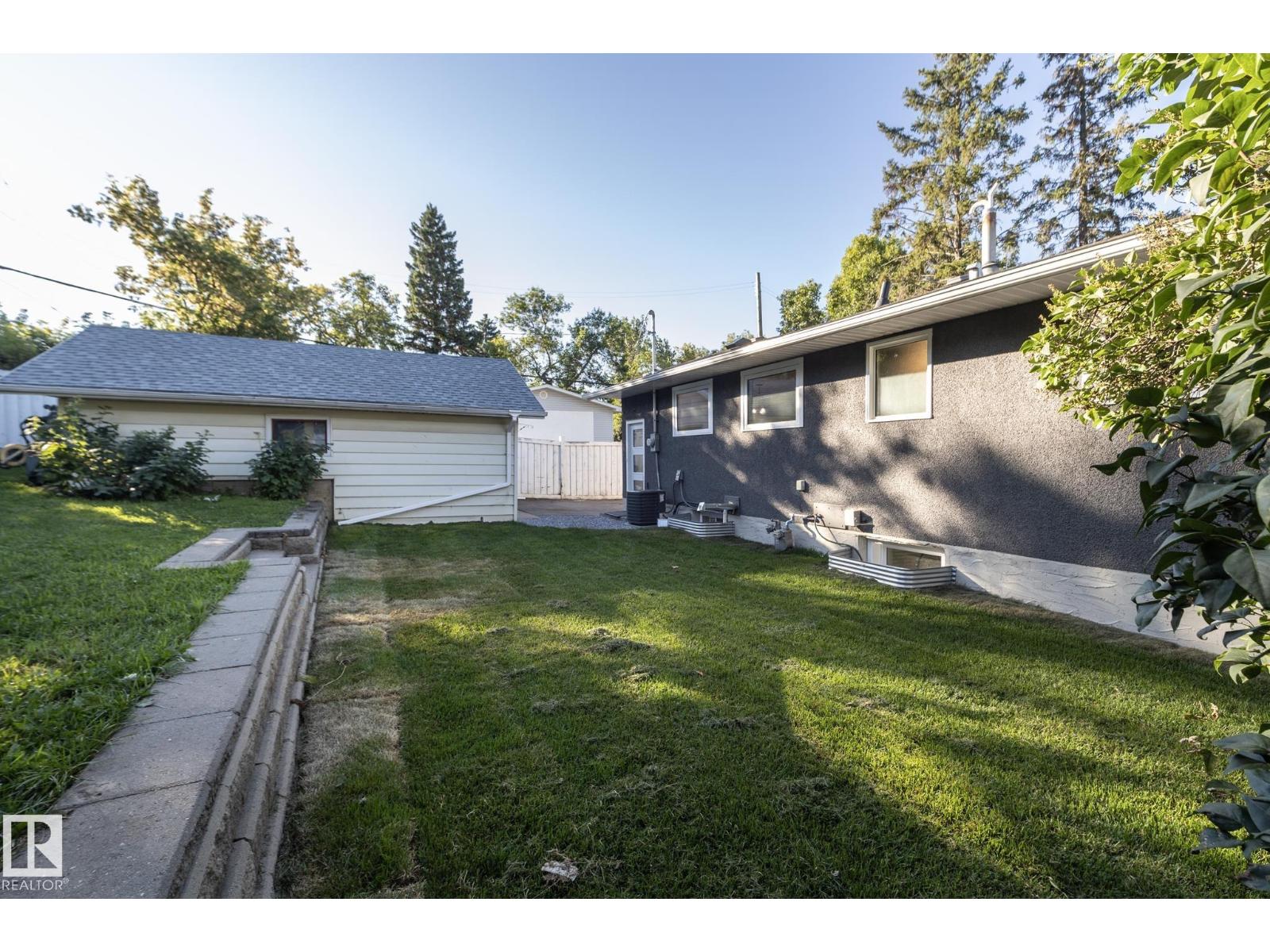 21 Sheridan Dr Property Photo 64