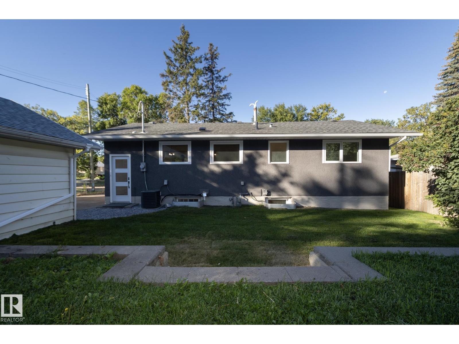 21 Sheridan Dr Property Photo 67