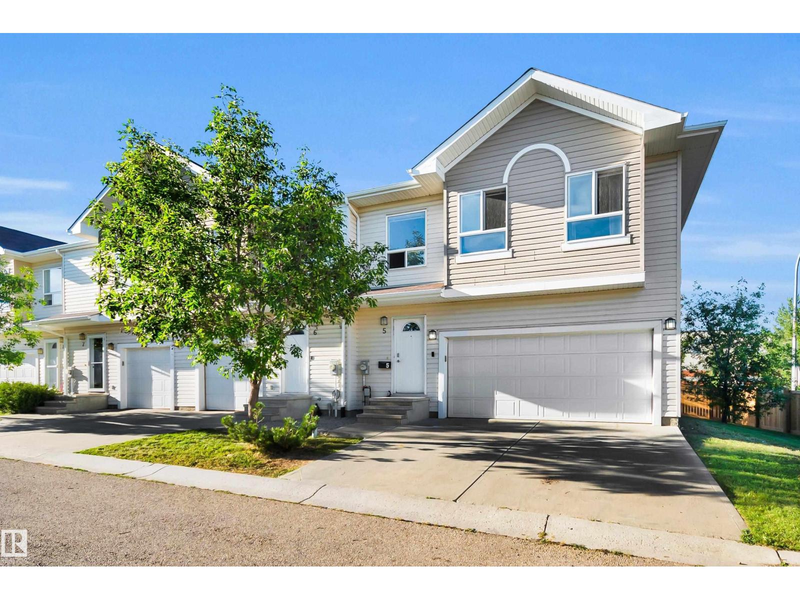 #5 5120 164 AV NW Property Photo 1