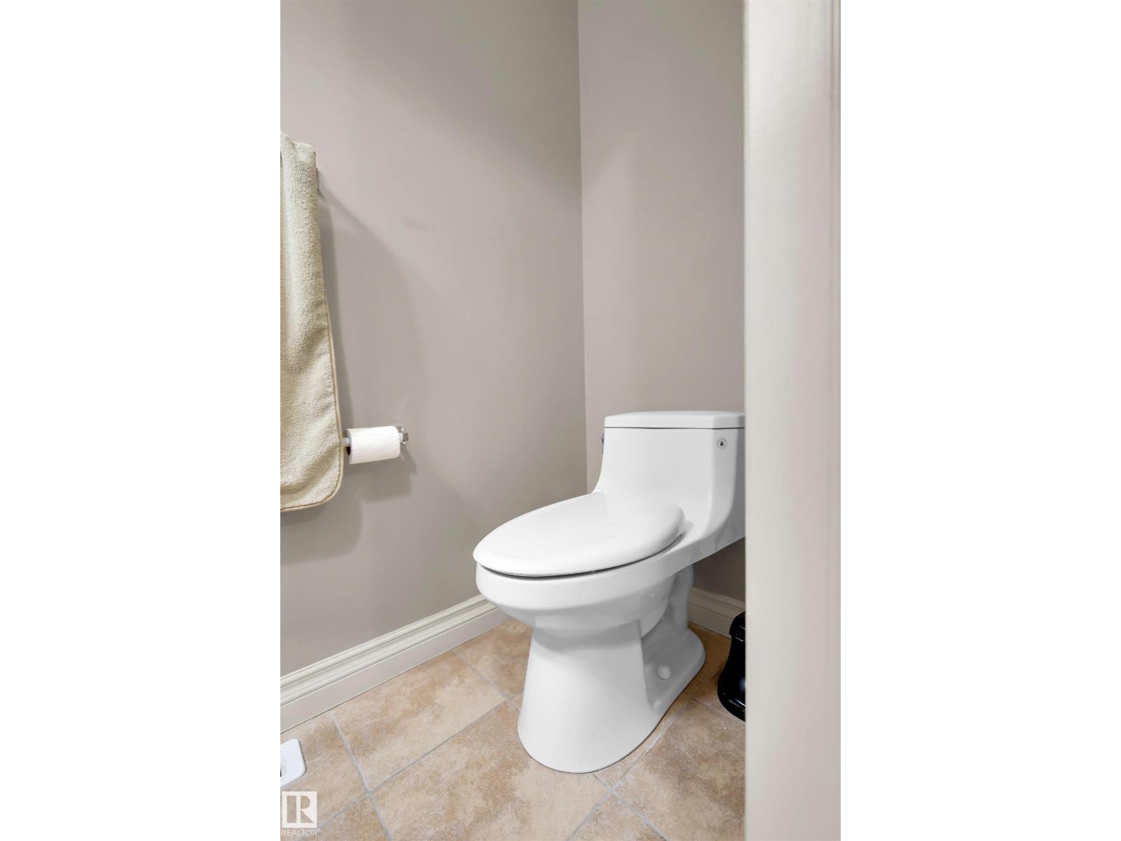 #5 5120 164 Av Nw Property Photo 10