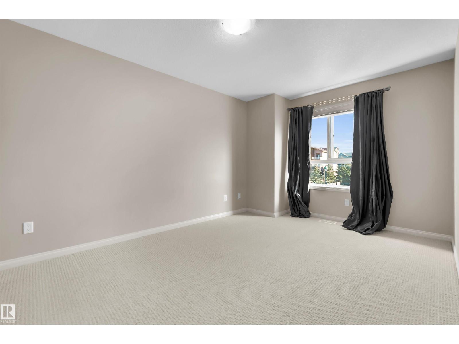 #5 5120 164 Av Nw Property Photo 11