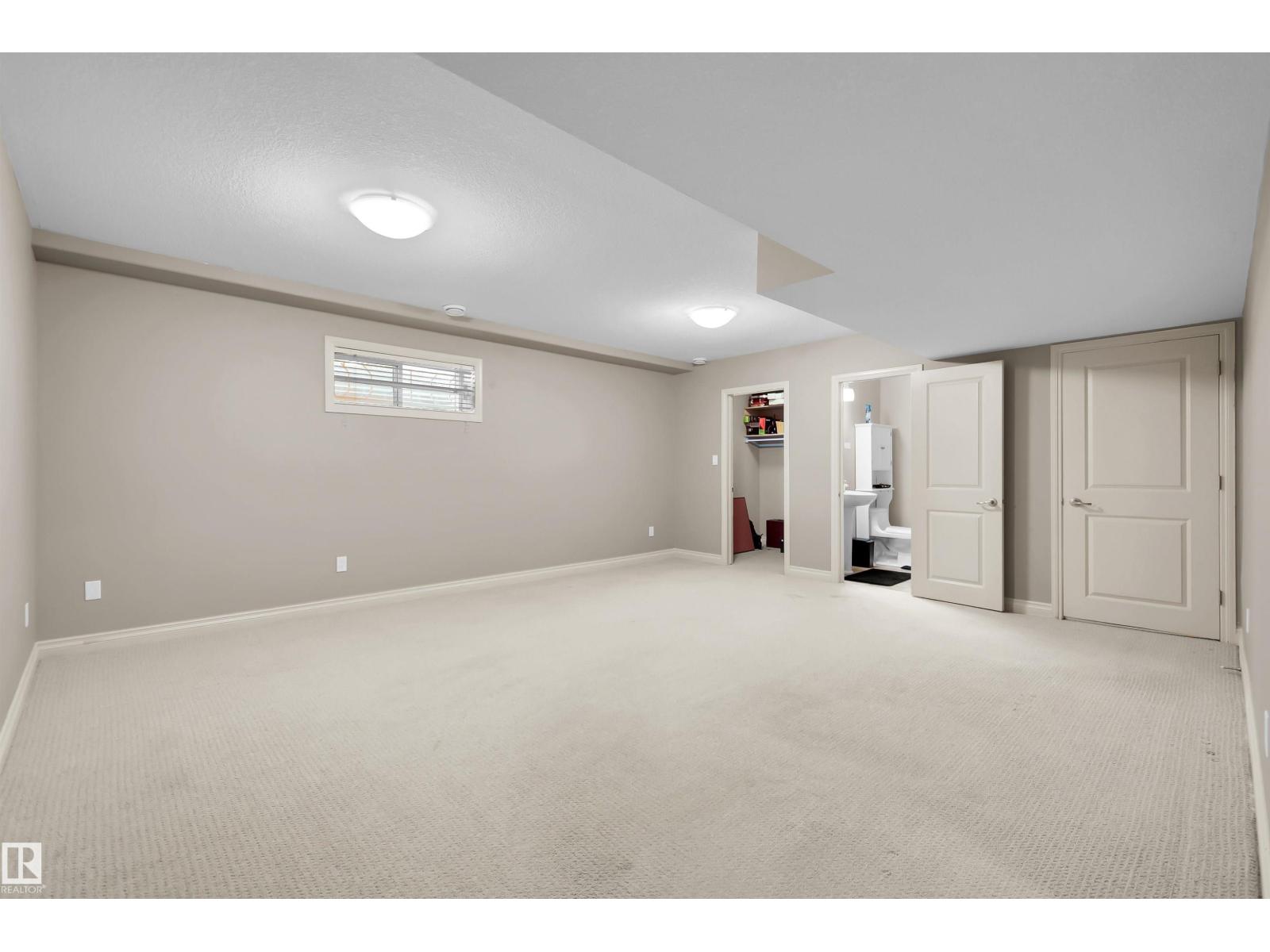 #5 5120 164 Av Nw Property Photo 21
