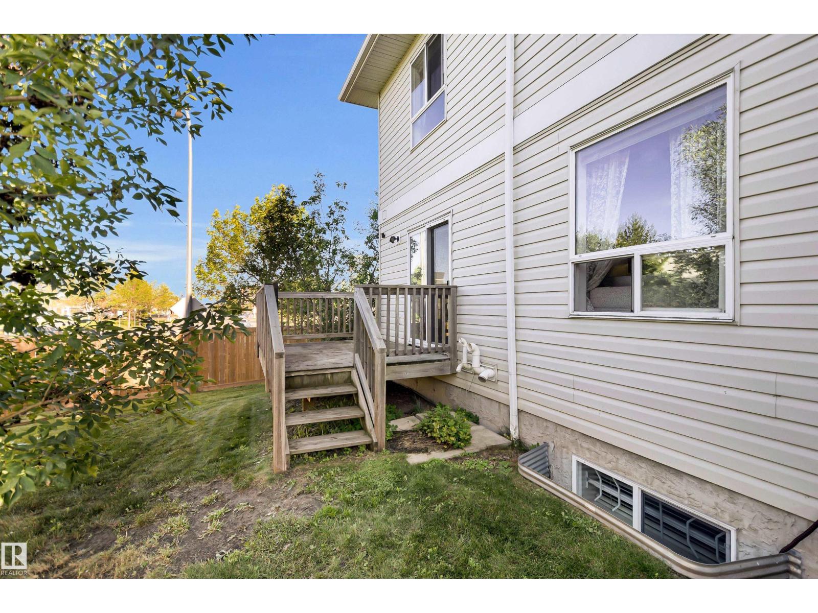#5 5120 164 Av Nw Property Photo 24