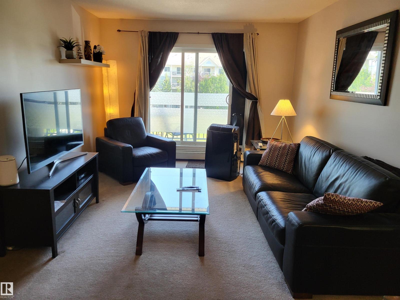 #339 50 Woodsmere CL