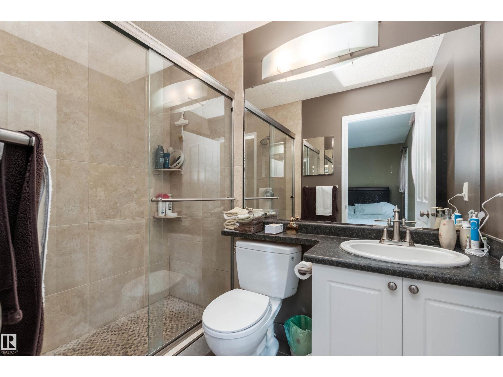 208 Rainbow Cr Property Photo 16
