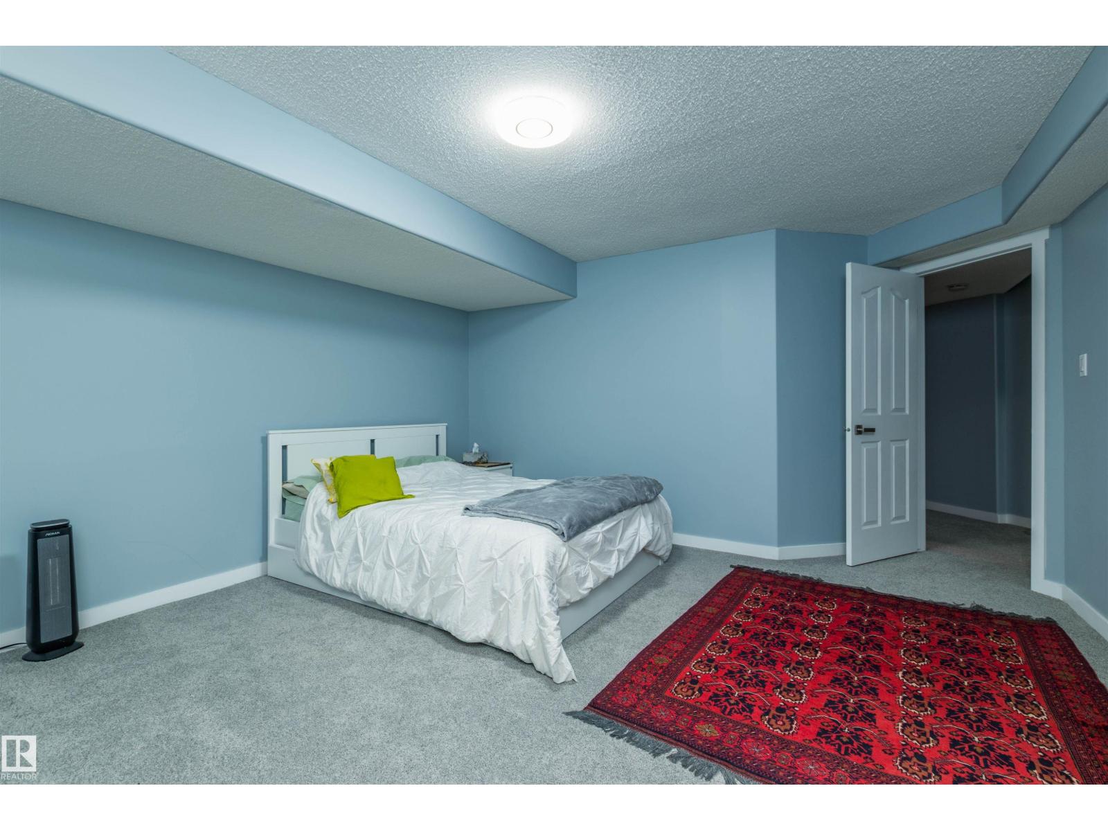 208 Rainbow Cr Property Photo 27