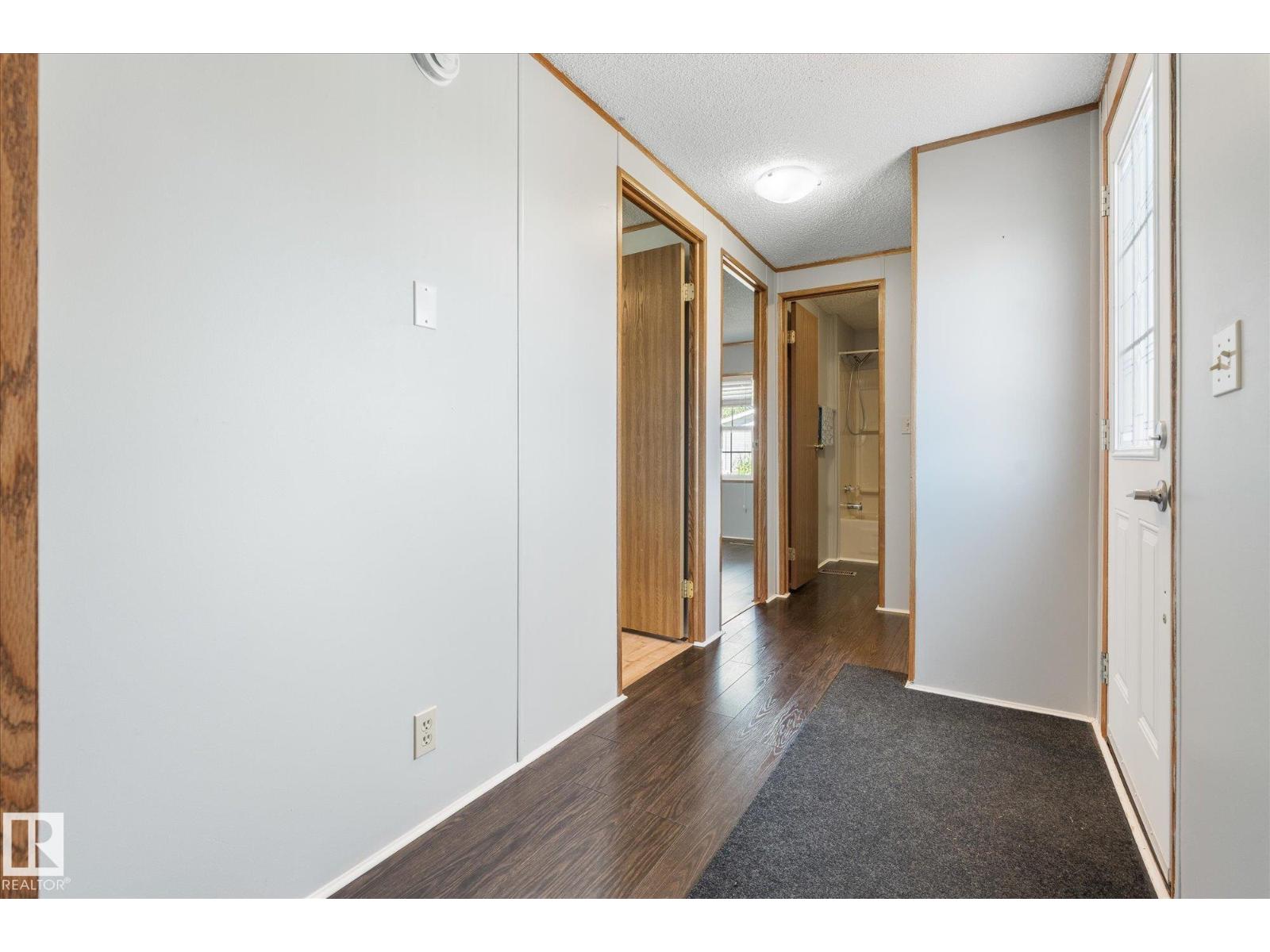 9 3400 48 St Property Photo 37