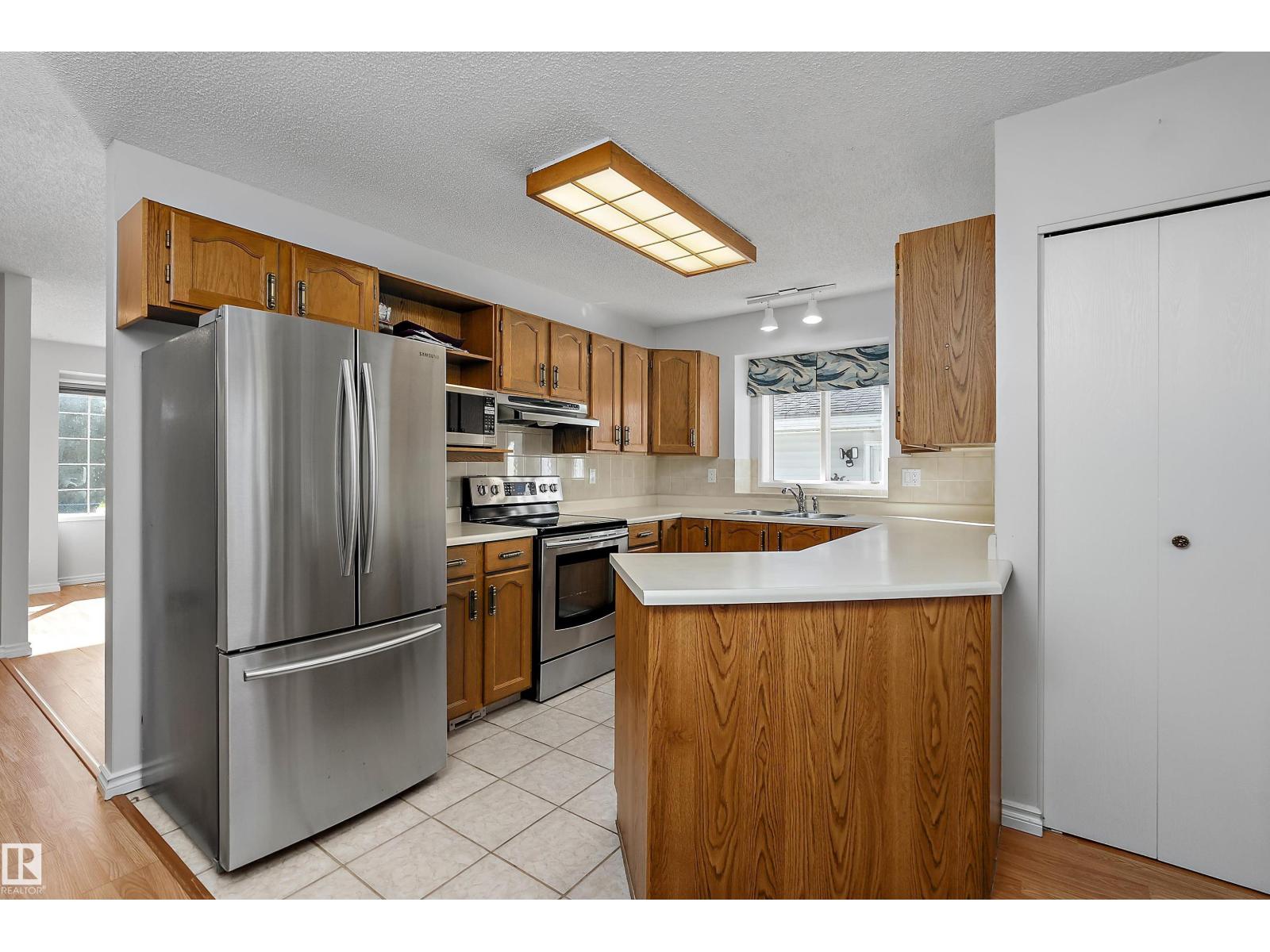 134 Cameron Cr Property Photo 5