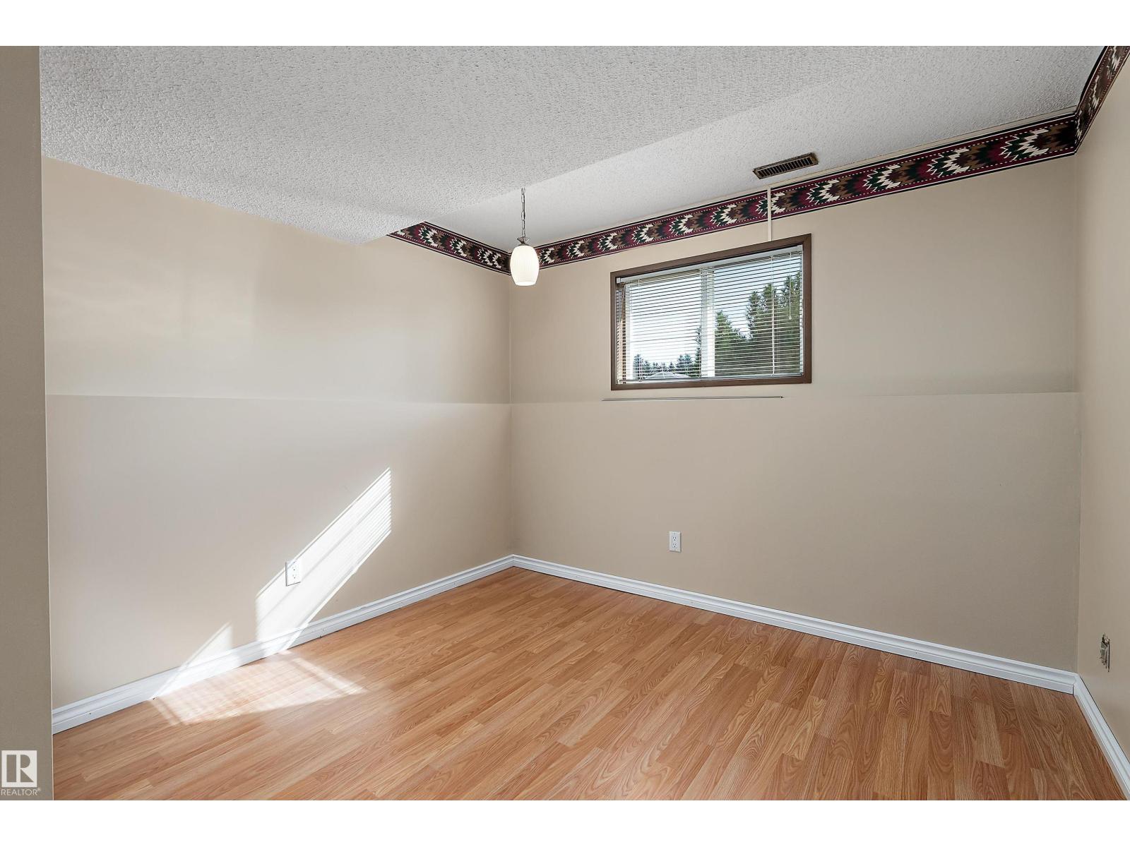 134 Cameron Cr Property Photo 15