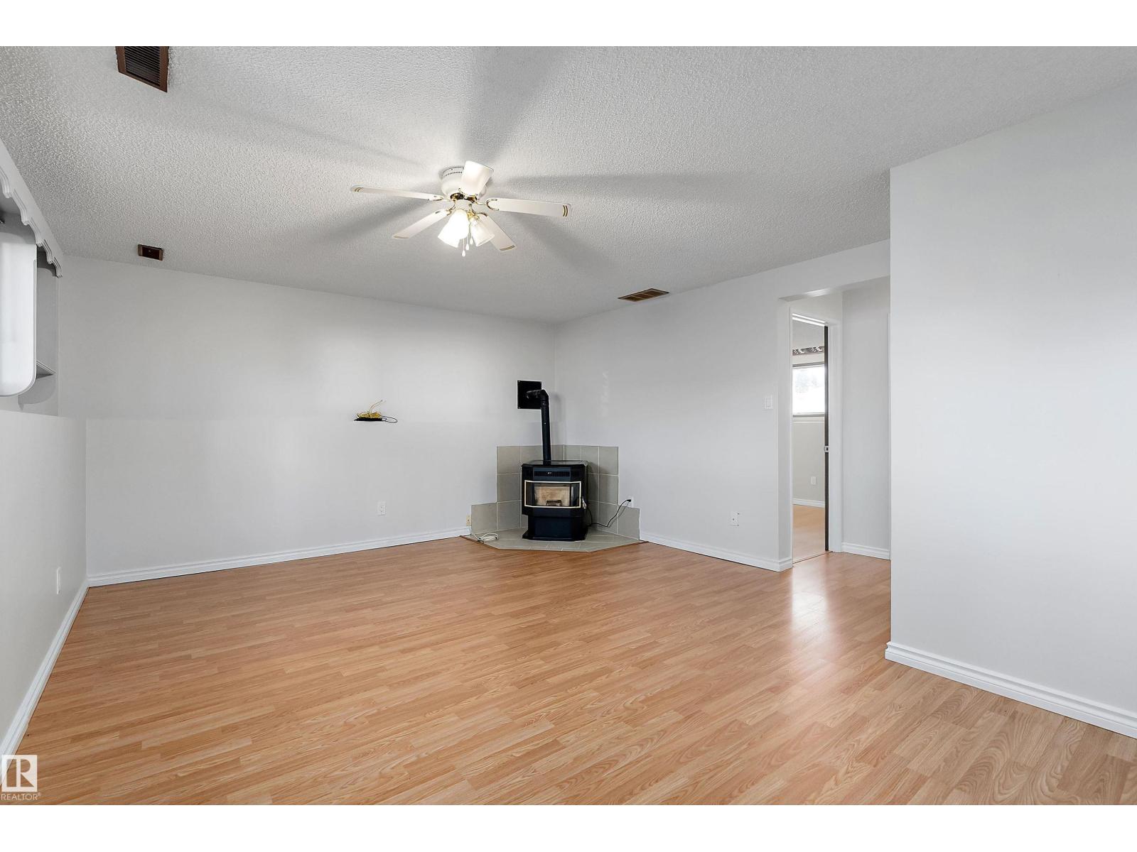 134 Cameron Cr Property Photo 19