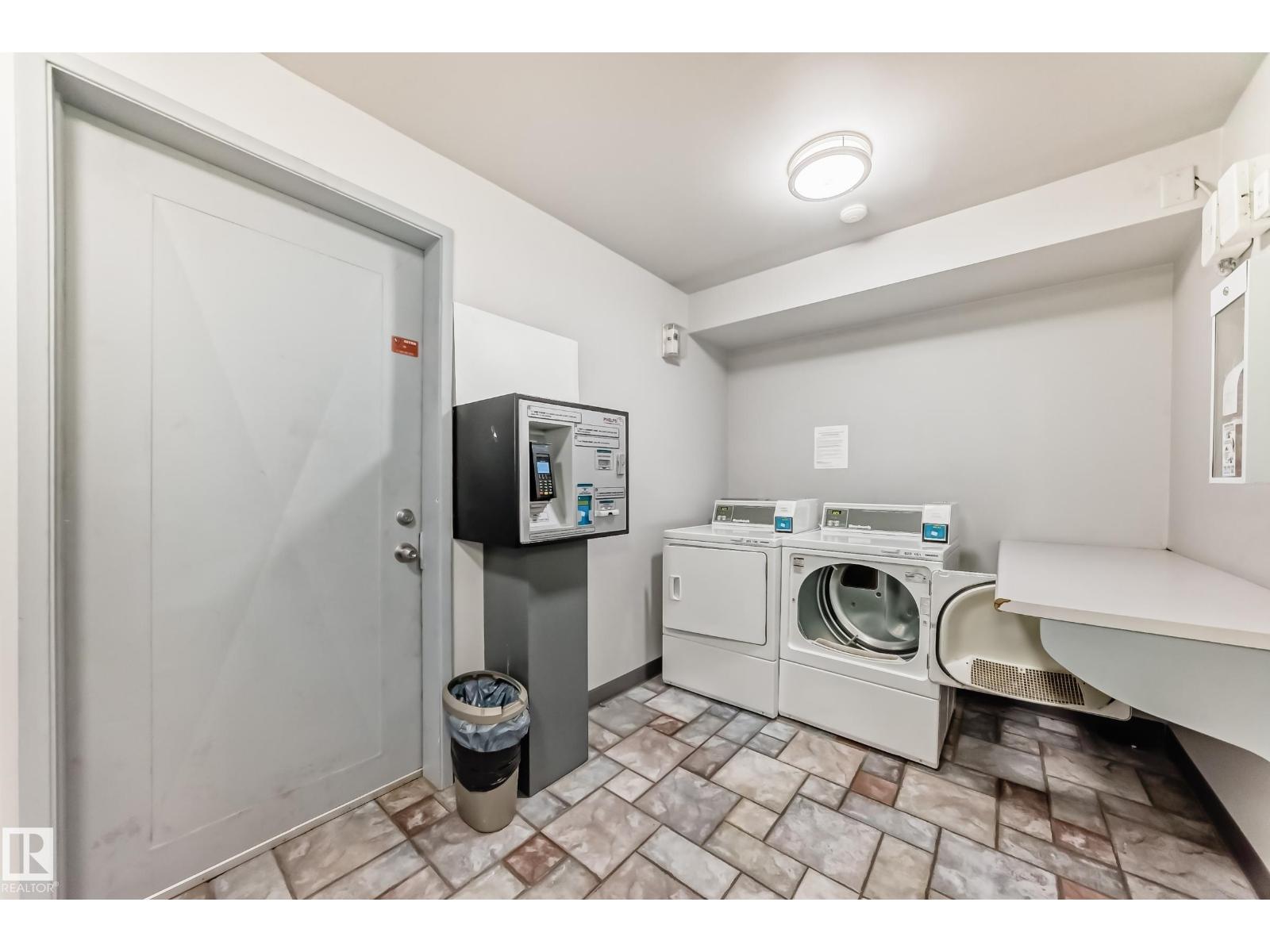 #302 10606 123 St Nw Property Photo 33